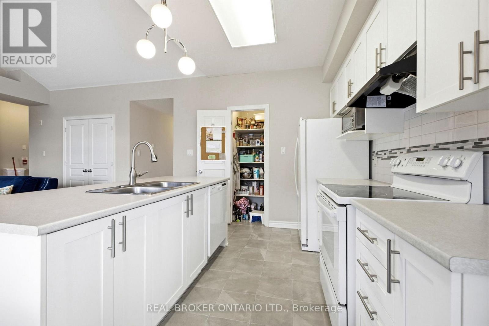 H - 66 Tipperary Private, Ottawa, Ontario  K2J 2T3 - Photo 10 - X12962978