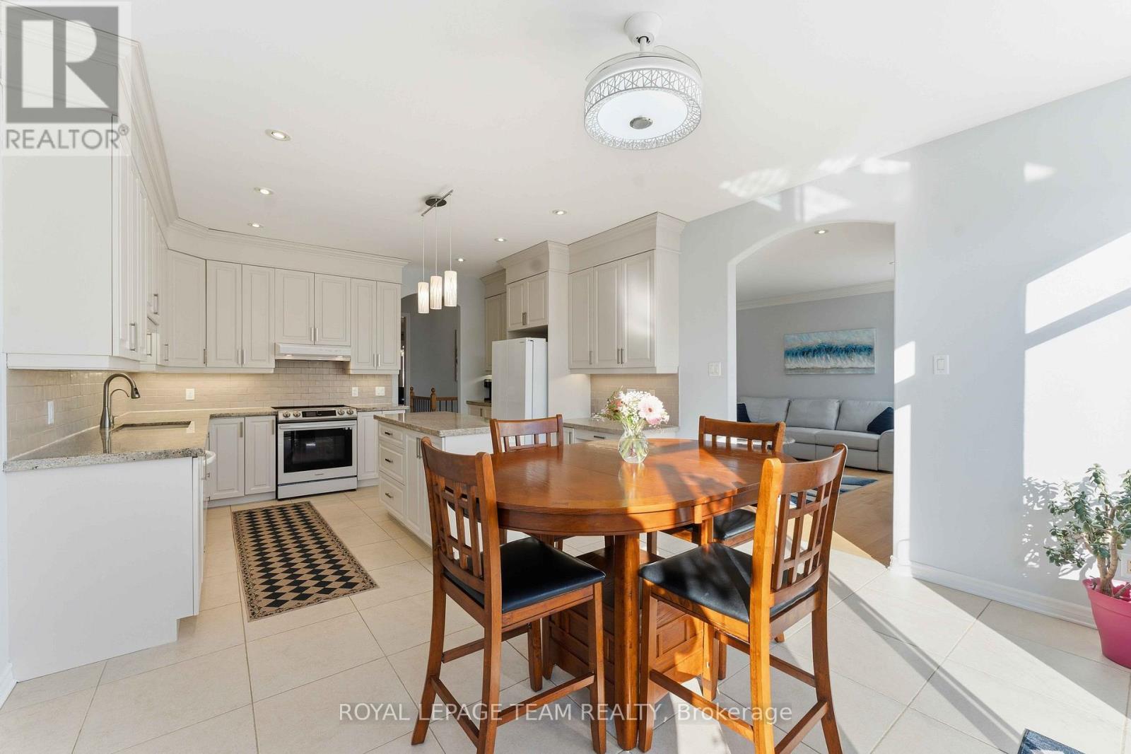 6868 Sparkling Lake Way, Ottawa, Ontario  K4P 1R7 - Photo 15 - X12963032