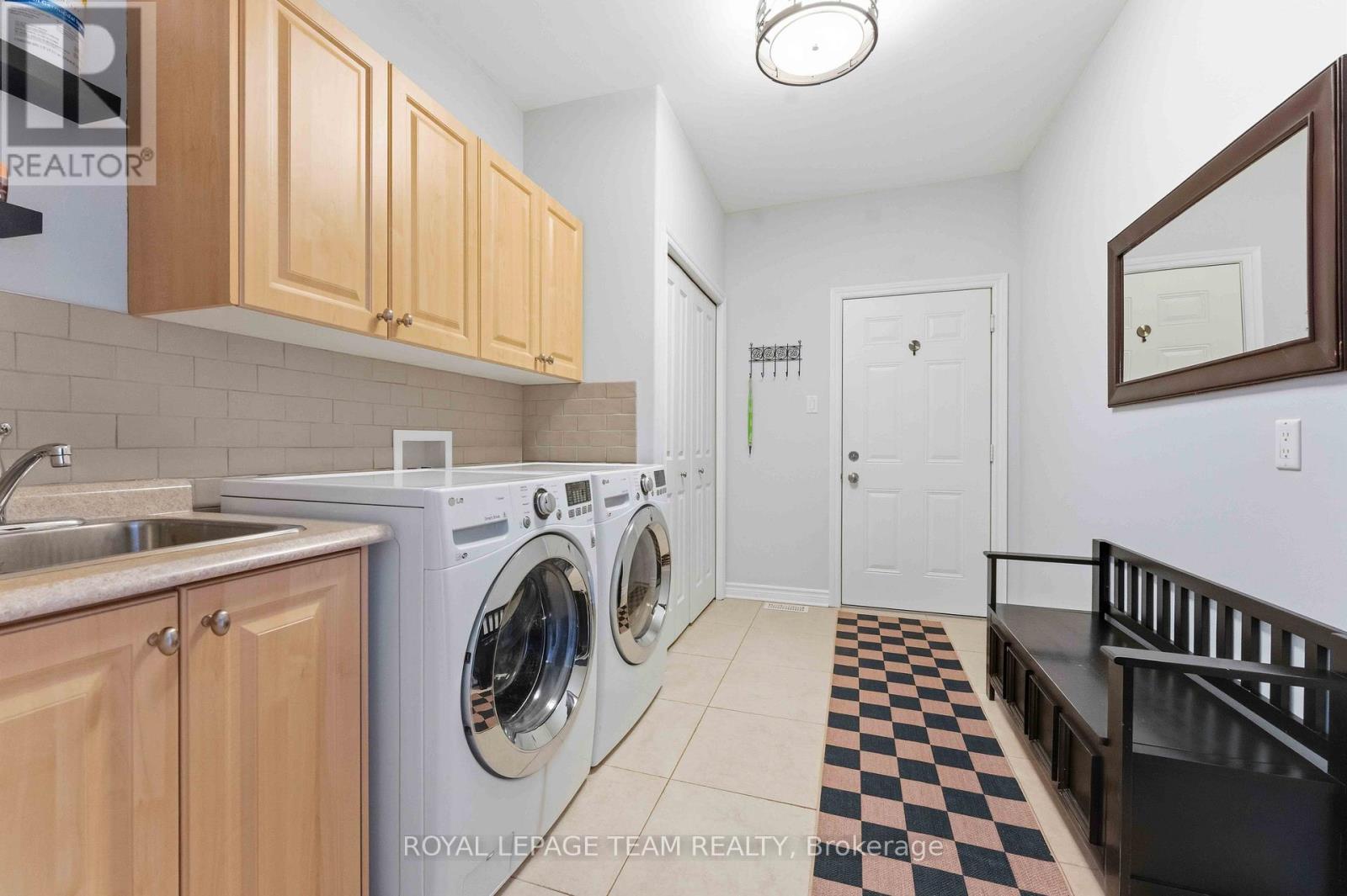 6868 Sparkling Lake Way, Ottawa, Ontario  K4P 1R7 - Photo 18 - X12963032