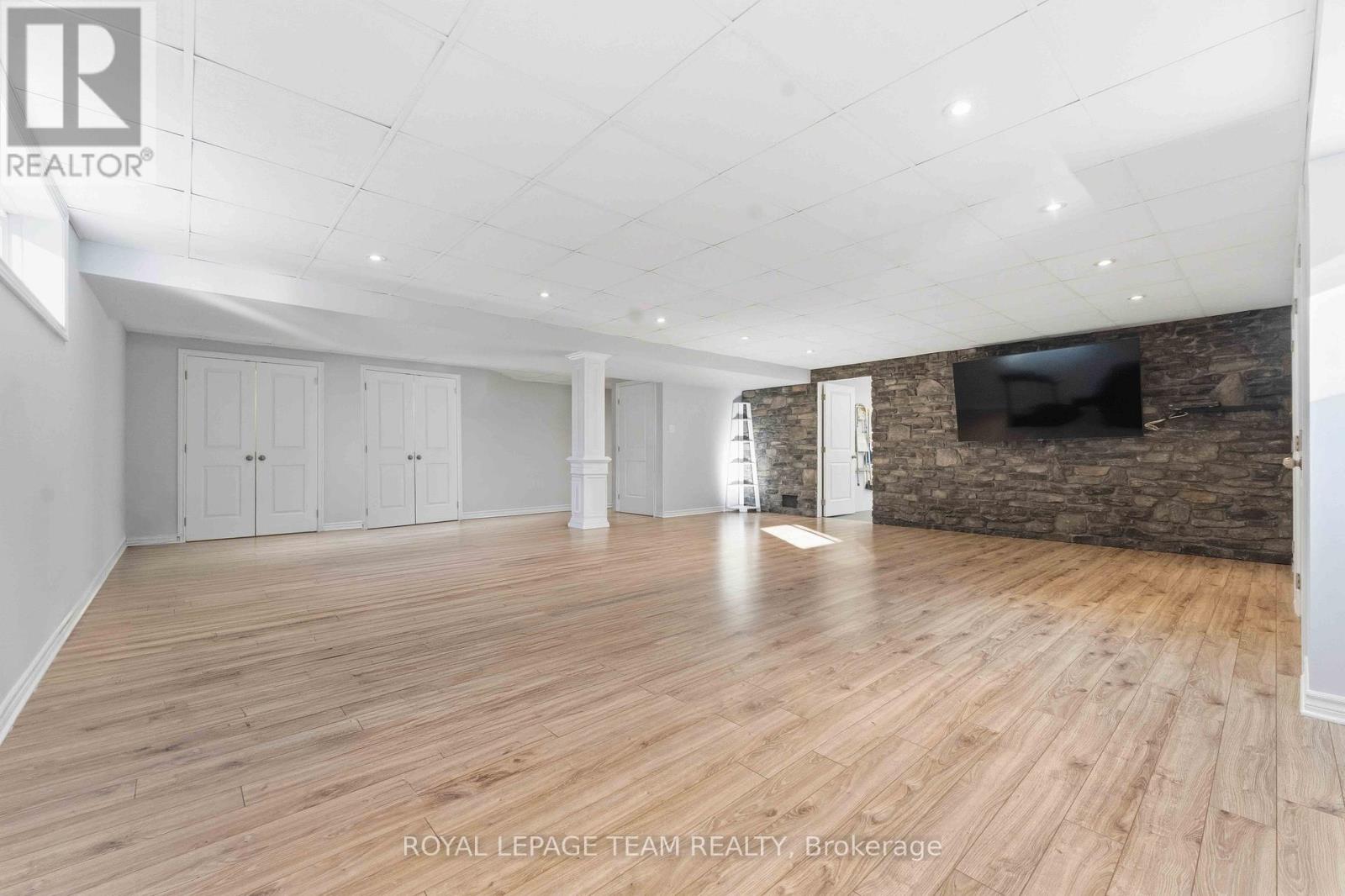 6868 Sparkling Lake Way, Ottawa, Ontario  K4P 1R7 - Photo 30 - X12963032