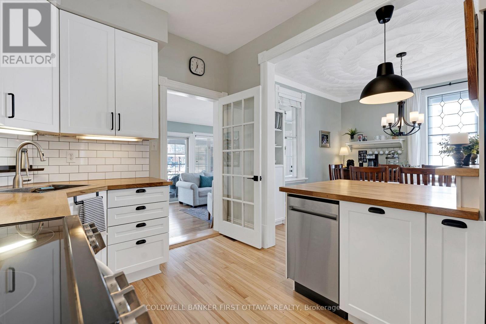 256 A&b Flora Street, Carleton Place, Ontario  K7C 3M4 - Photo 13 - X12963082