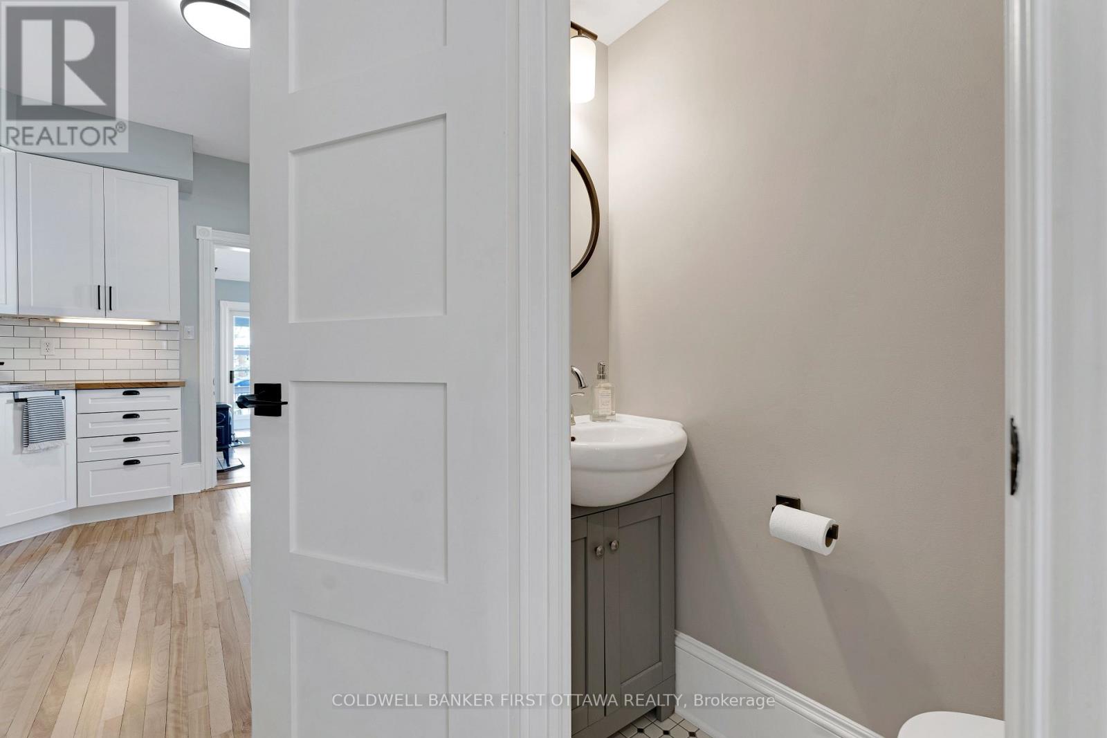 256 A&b Flora Street, Carleton Place, Ontario  K7C 3M4 - Photo 17 - X12963082