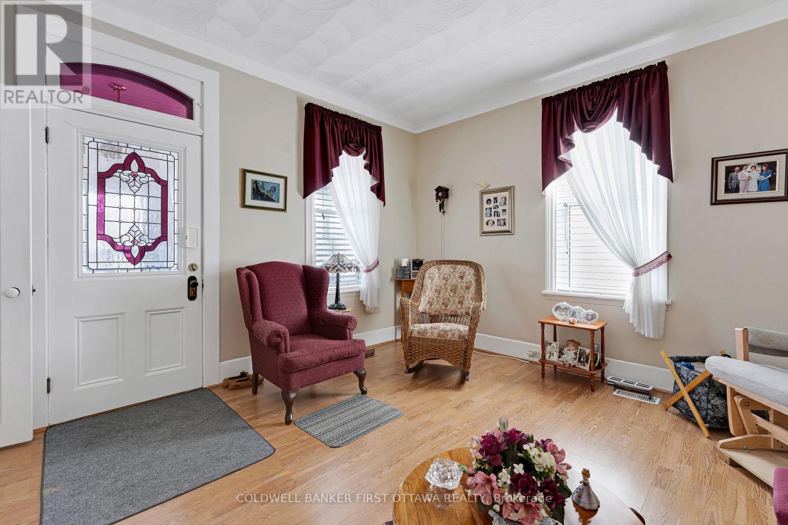 256 A&b Flora Street, Carleton Place, Ontario  K7C 3M4 - Photo 30 - X12963082