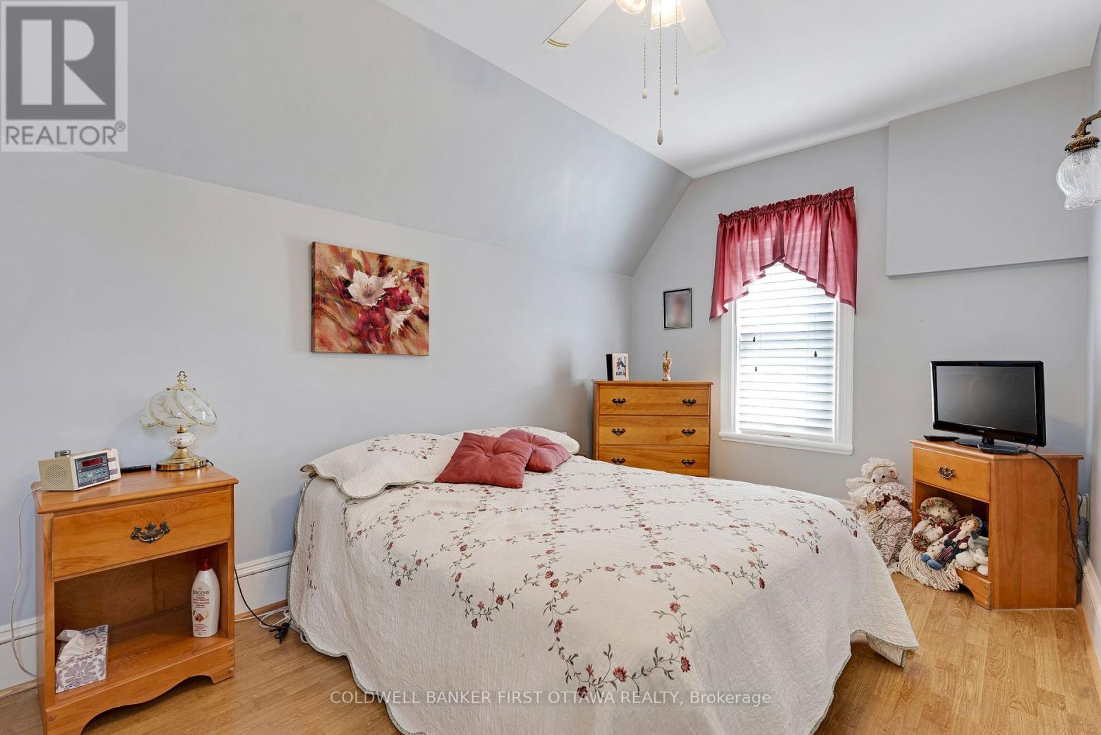 256 A&b Flora Street, Carleton Place, Ontario  K7C 3M4 - Photo 36 - X12963082