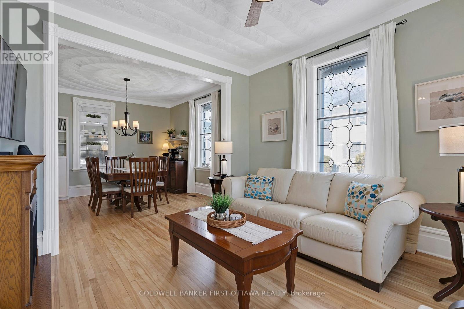 256 A&b Flora Street, Carleton Place, Ontario  K7C 3M4 - Photo 8 - X12963082