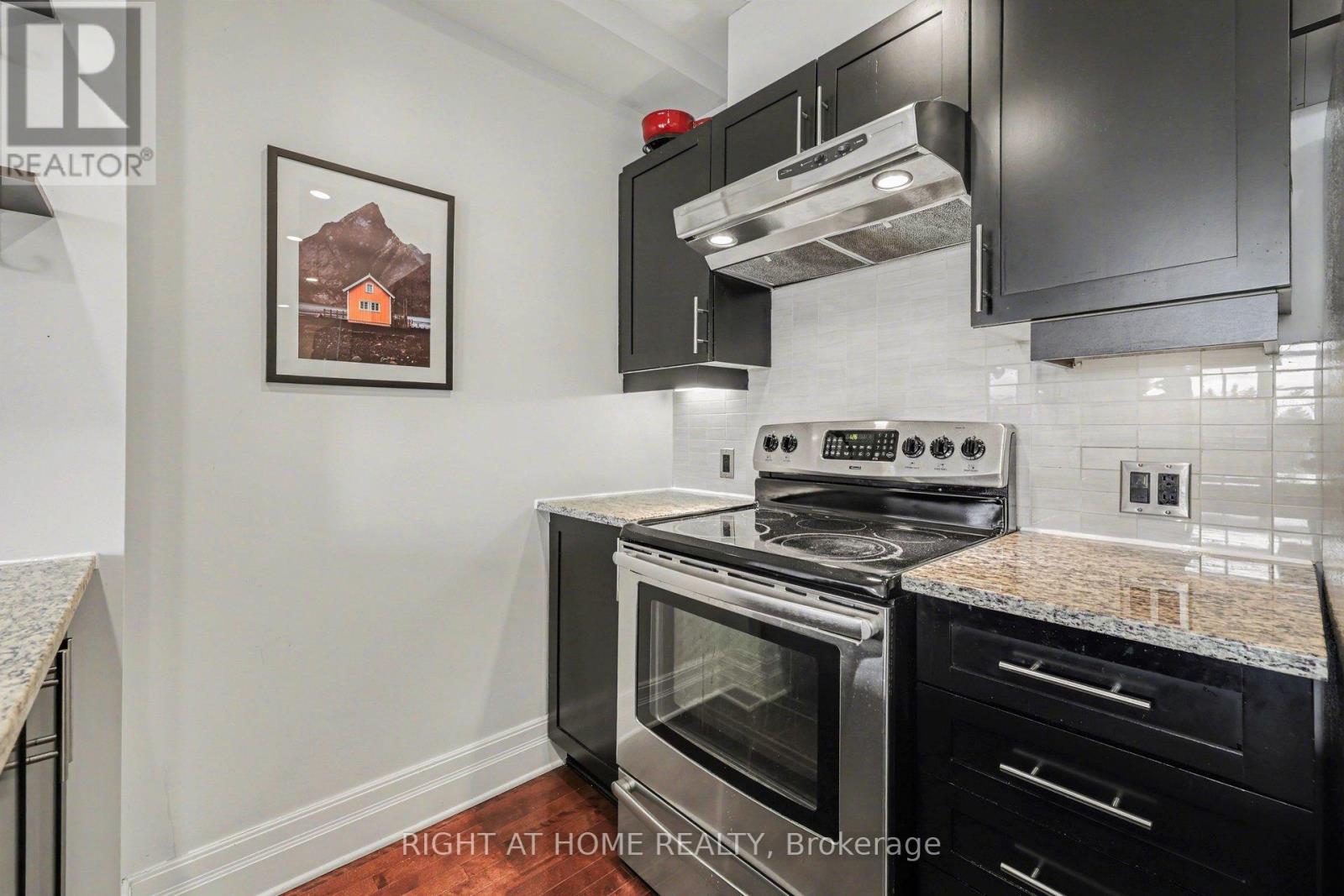 810 - 330 Loretta Avenue S, Ottawa, Ontario  K1S 4E8 - Photo 10 - X12963102