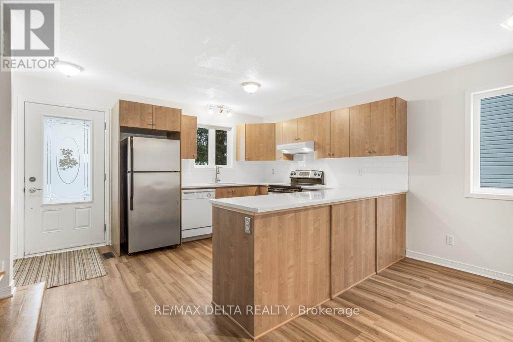 788 Lawrence Street, Clarence-Rockland, Ontario  K4K 1C5 - Photo 8 - X12963112