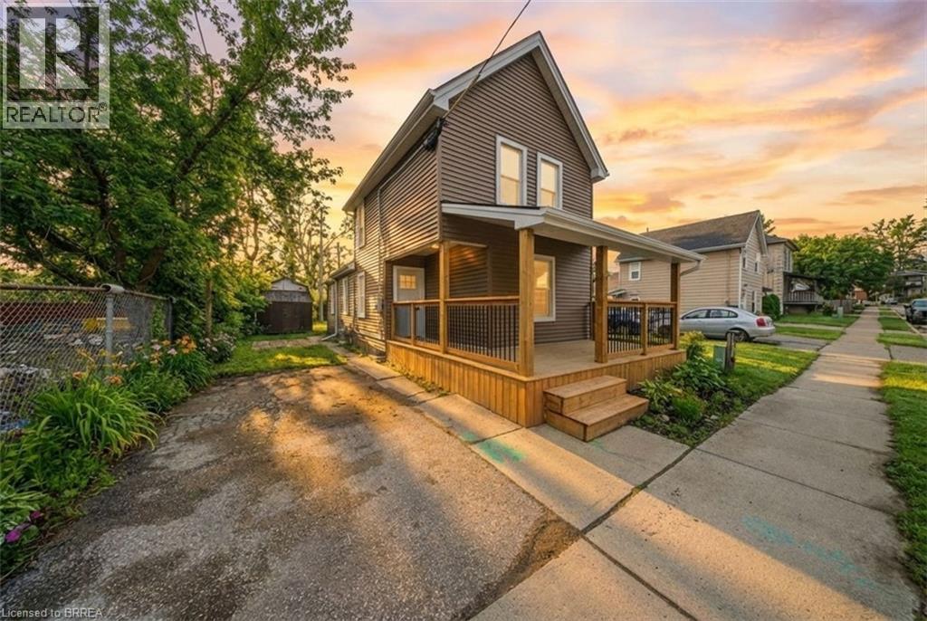 17 ABLE Avenue, Brantford, Ontario