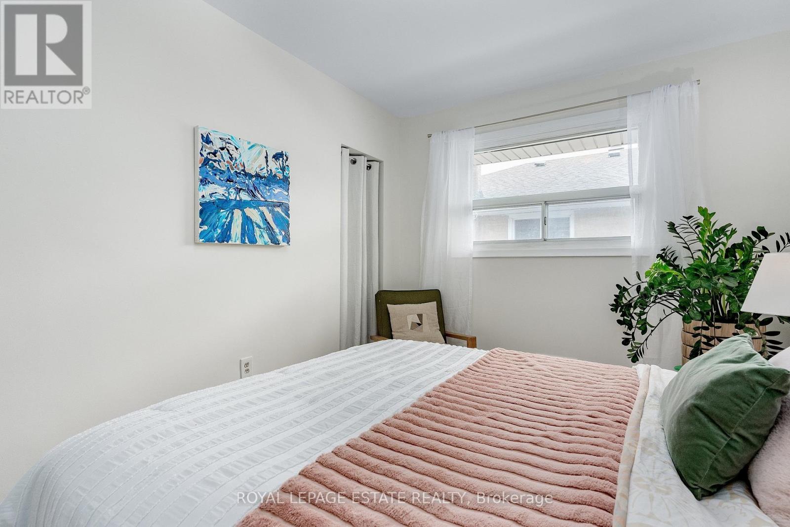11 Garrick Road, Toronto, Ontario  M1M 1S6 - Photo 14 - E12963012