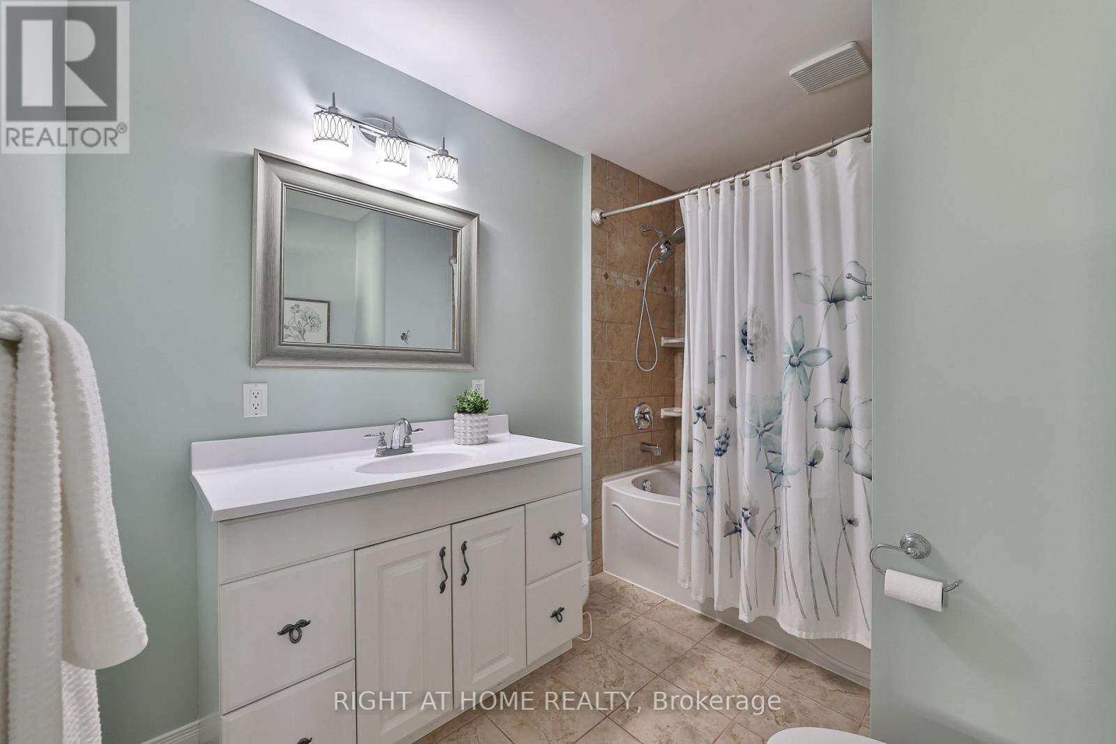 89 Vail Meadows Crescent, Clarington, Ontario L1C 4T3 - Photo 30 - E12963028