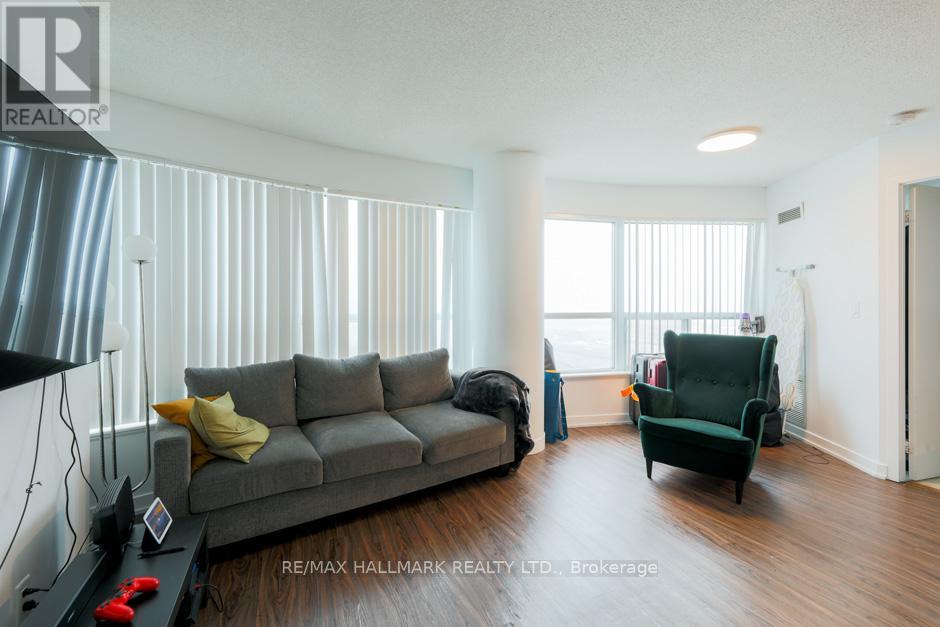 911 - 36 Lee Centre Drive, Toronto, Ontario  M1H 3K2 - Photo 3 - E12963030