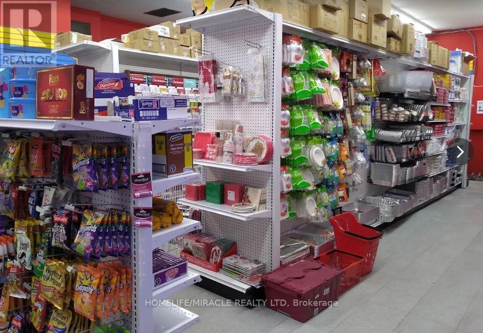 500 Mayfair Avenue, Oshawa, Ontario  L1G 2Y2 - Photo 3 - E12963064