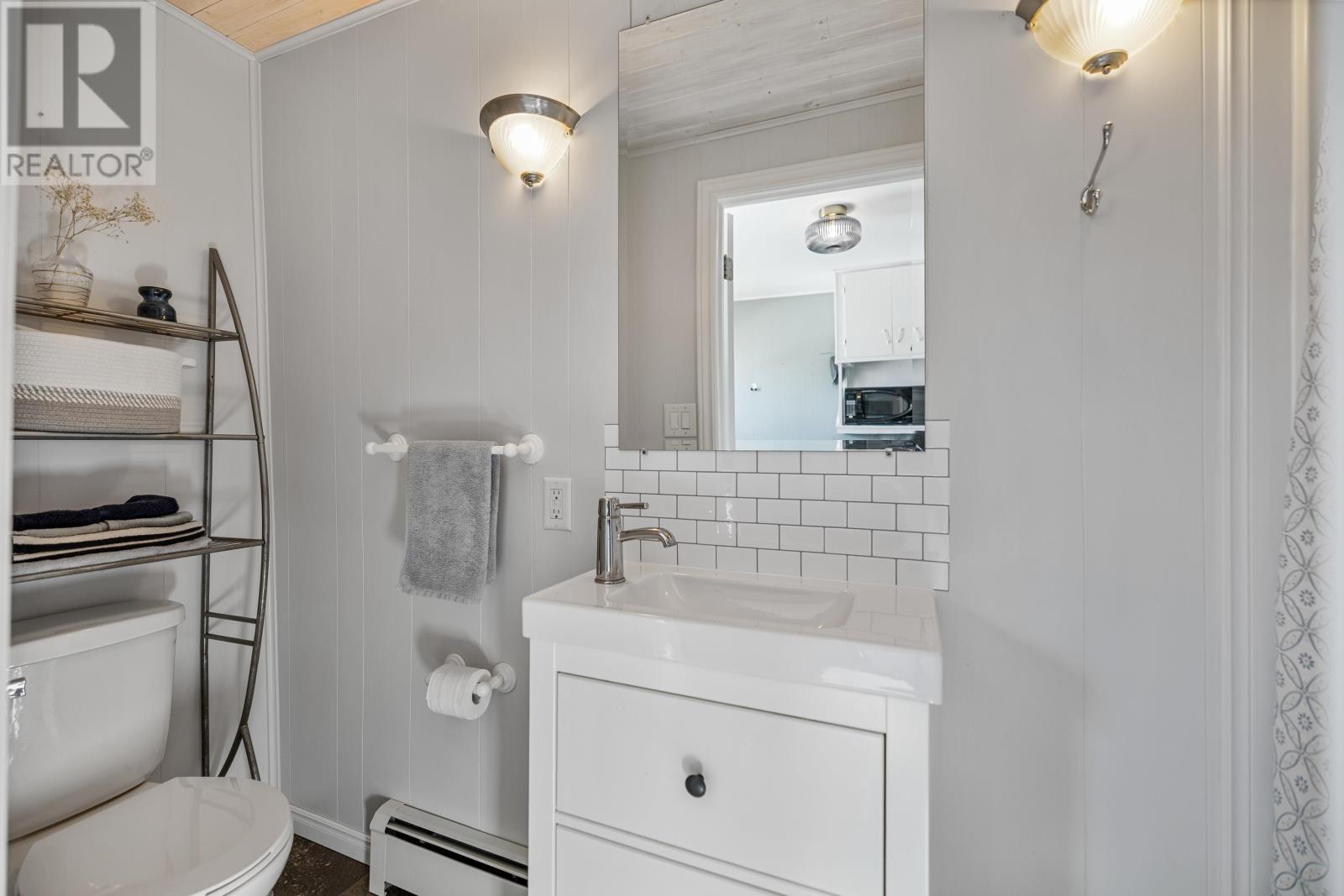 70 Bayfield Street, Charlottetown, Prince Edward Island  C1A 2G6 - Photo 20 - 202606417