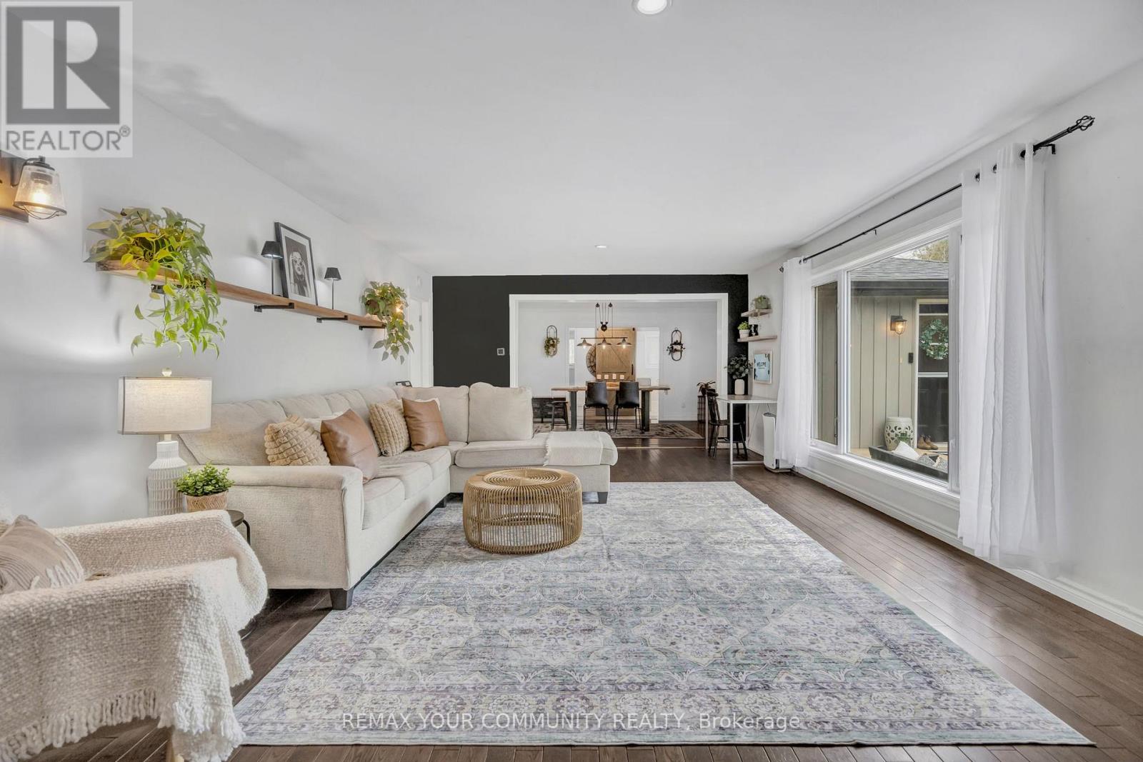 69 Sandra Drive, Georgina, Ontario  L0E 1R0 - Photo 18 - N12962920