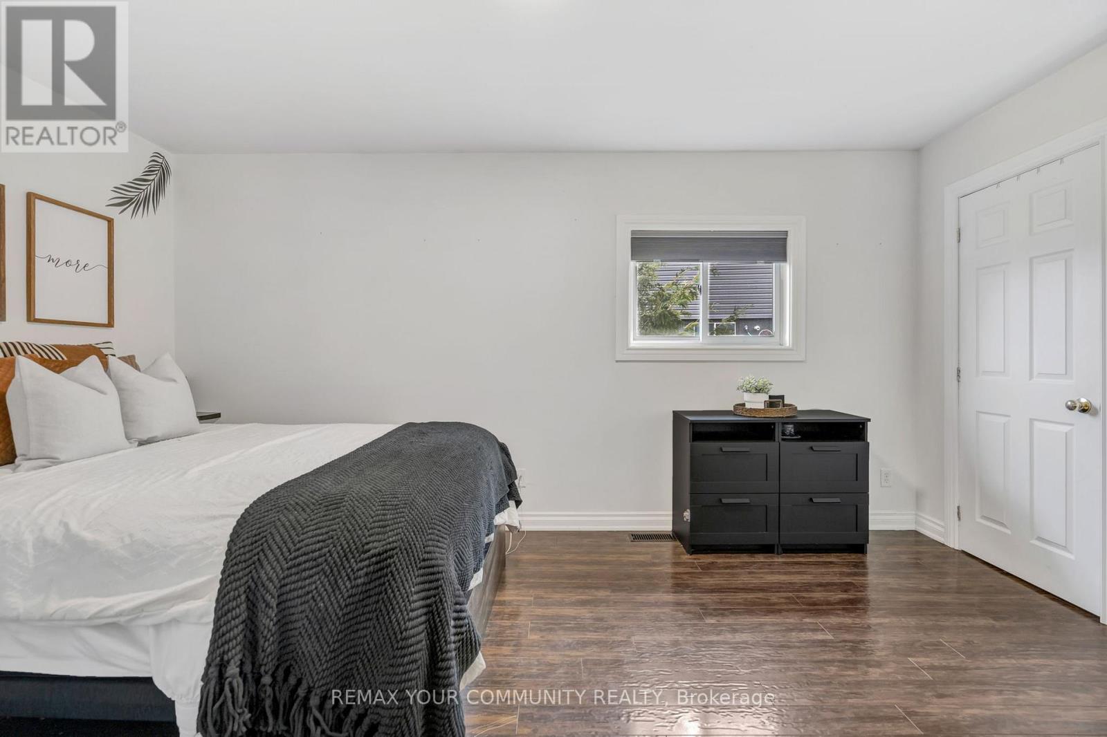 69 Sandra Drive, Georgina, Ontario  L0E 1R0 - Photo 21 - N12962920