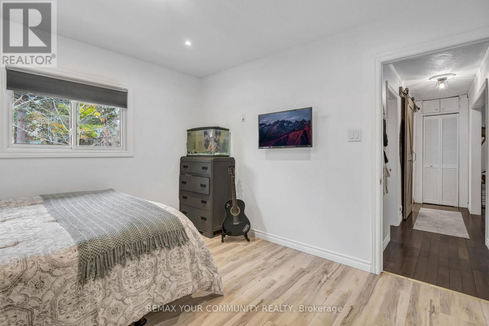 69 Sandra Drive, Georgina, Ontario  L0E 1R0 - Photo 26 - N12962920