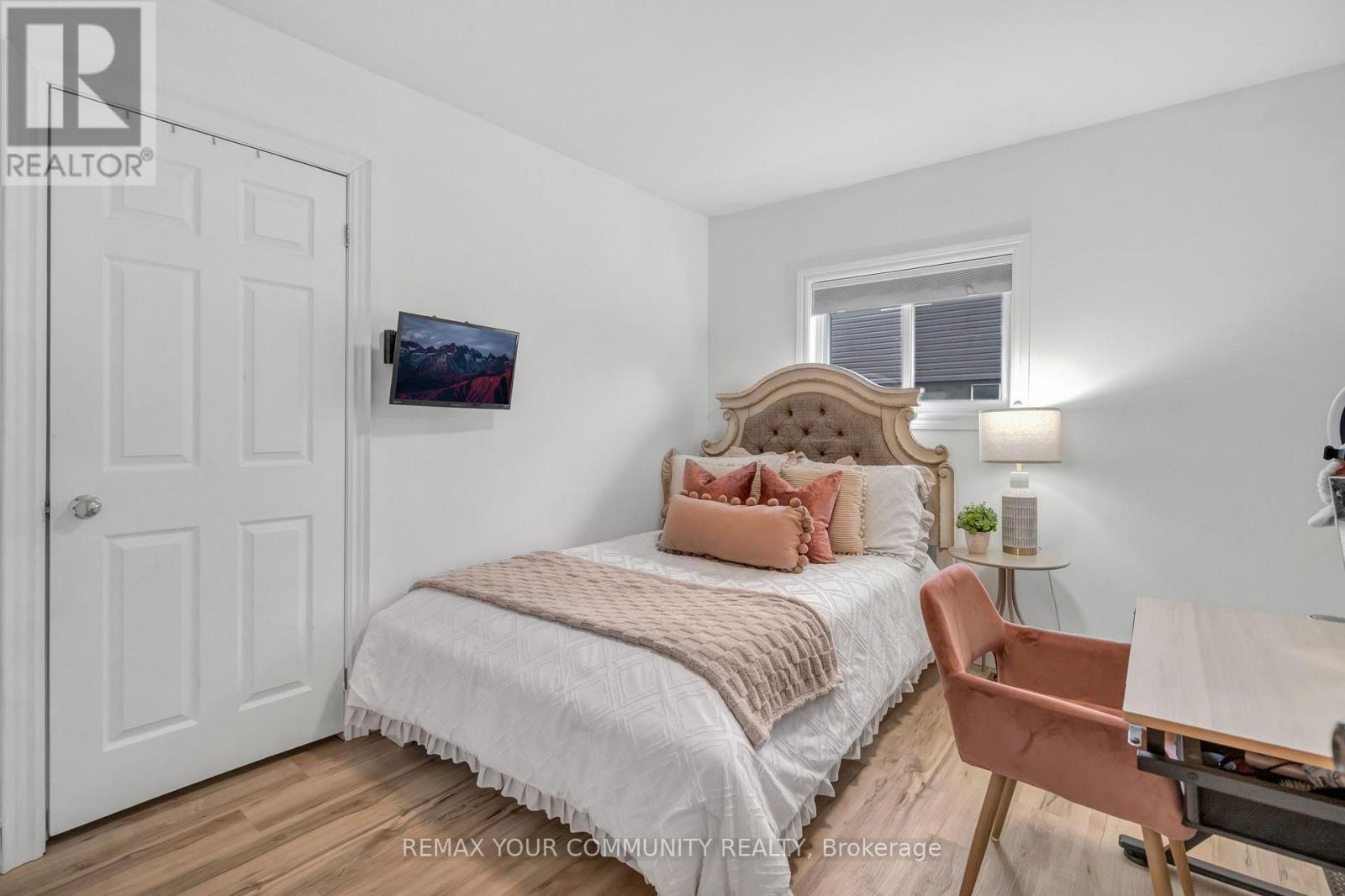 69 Sandra Drive, Georgina, Ontario  L0E 1R0 - Photo 27 - N12962920