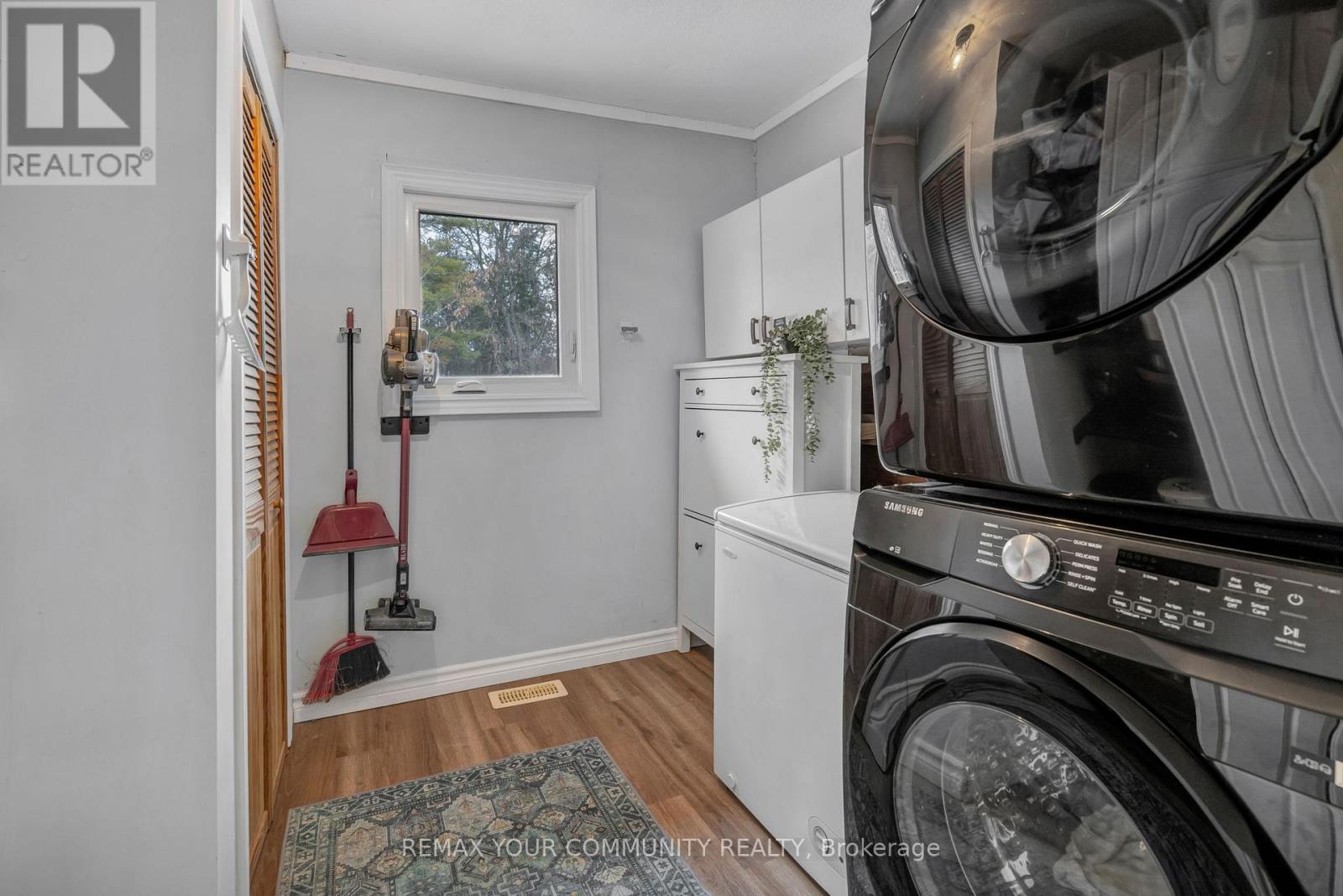 69 Sandra Drive, Georgina, Ontario  L0E 1R0 - Photo 33 - N12962920