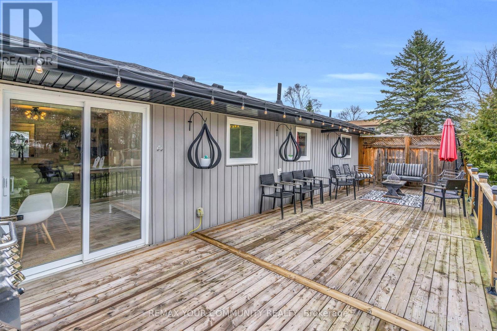 69 Sandra Drive, Georgina, Ontario  L0E 1R0 - Photo 37 - N12962920