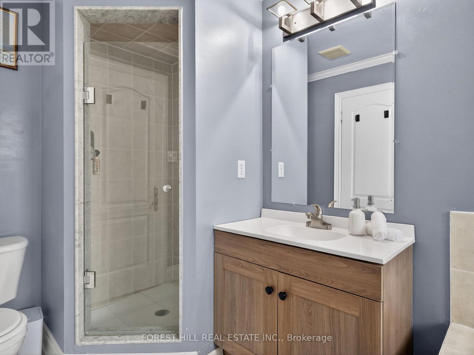 11 Bestview Crescent, Vaughan, Ontario  L6A 3S8 - Photo 26 - N12962928