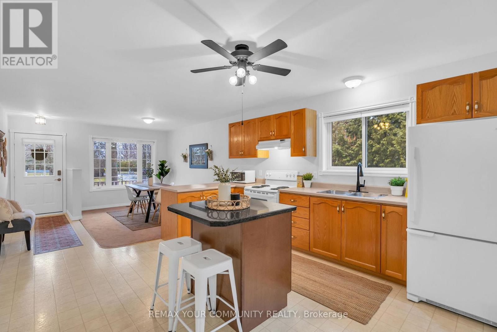 81 Fairpark Lane, Georgina, Ontario  L0E 1R0 - Photo 18 - N12962950