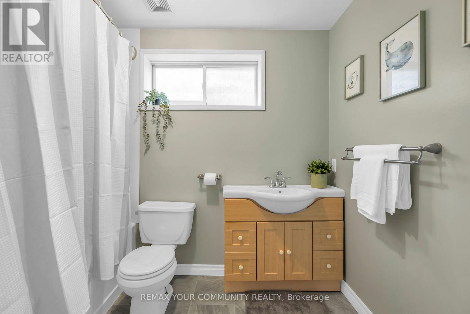 81 Fairpark Lane, Georgina, Ontario  L0E 1R0 - Photo 42 - N12962950