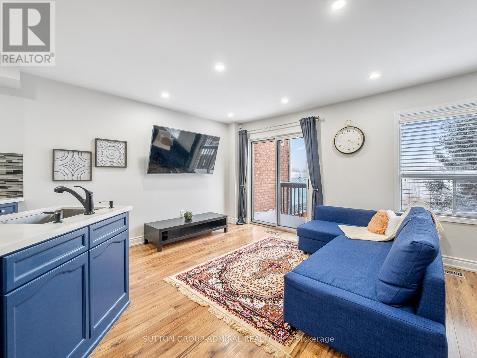 81 Parktree Drive, Vaughan, Ontario  L6A 2N6 - Photo 9 - N12962980