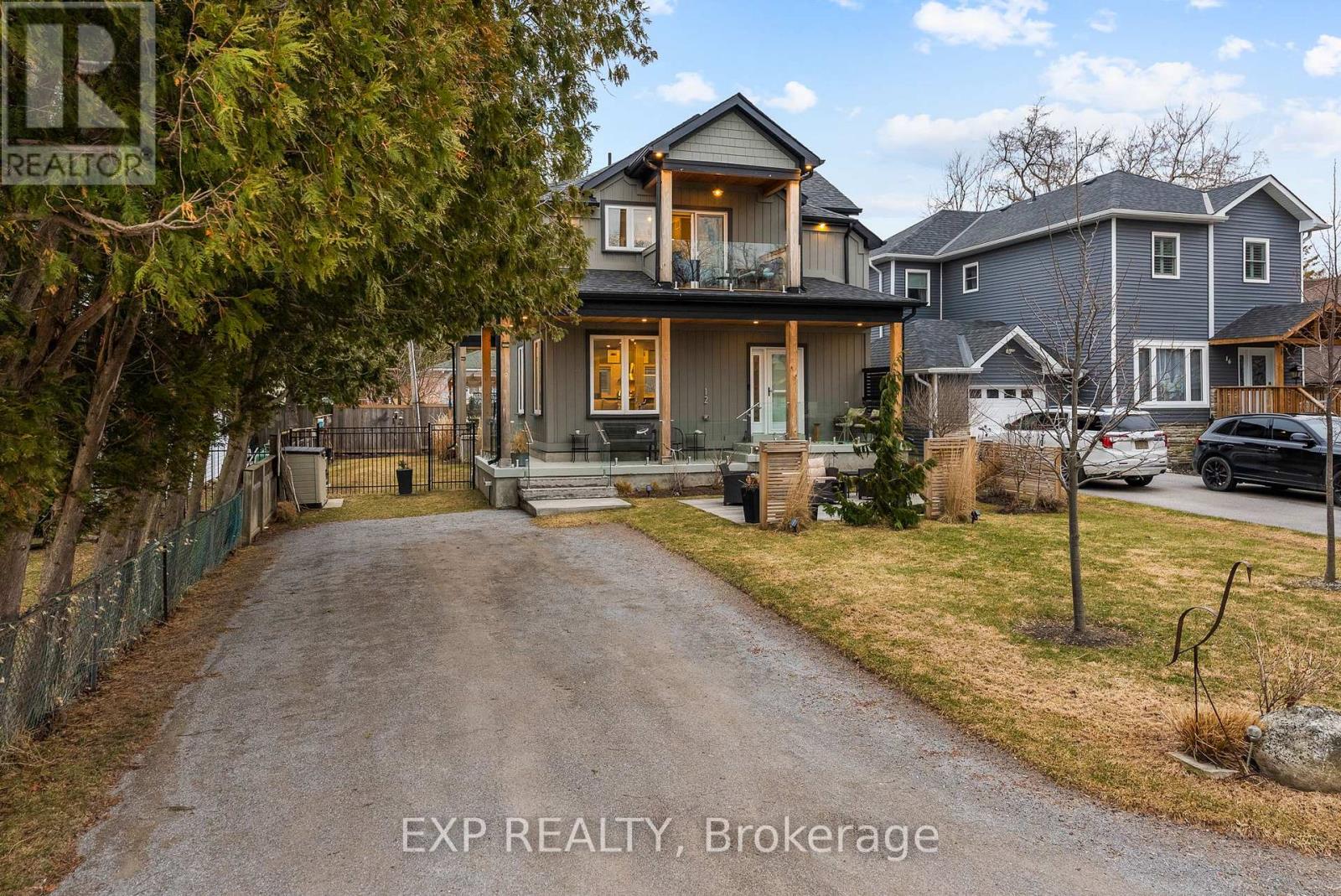 12 FRANKFORT GROVE, Georgina, Ontario