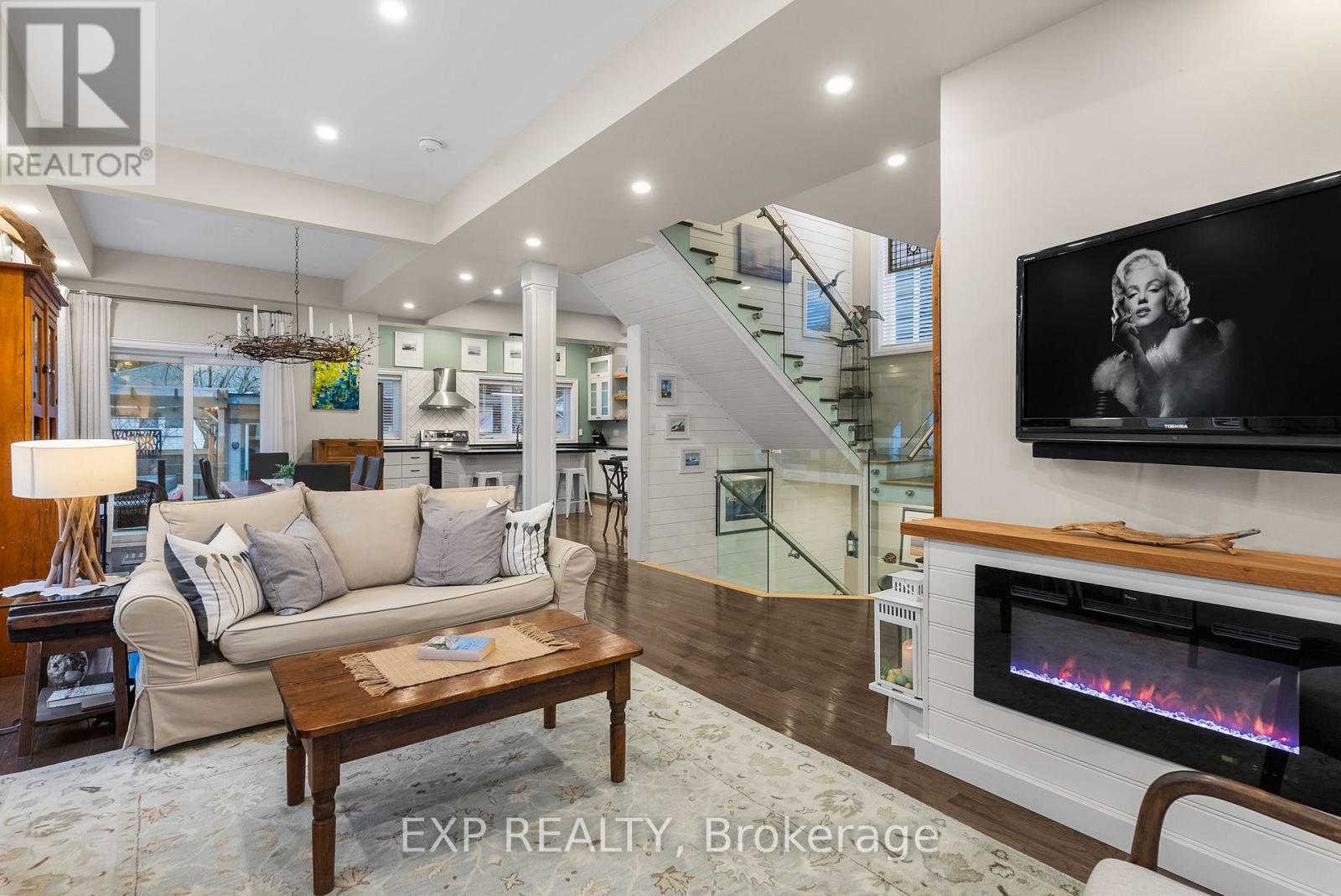 12 Frankfort Grove, Georgina, Ontario  L0E 1L0 - Photo 10 - N12963036