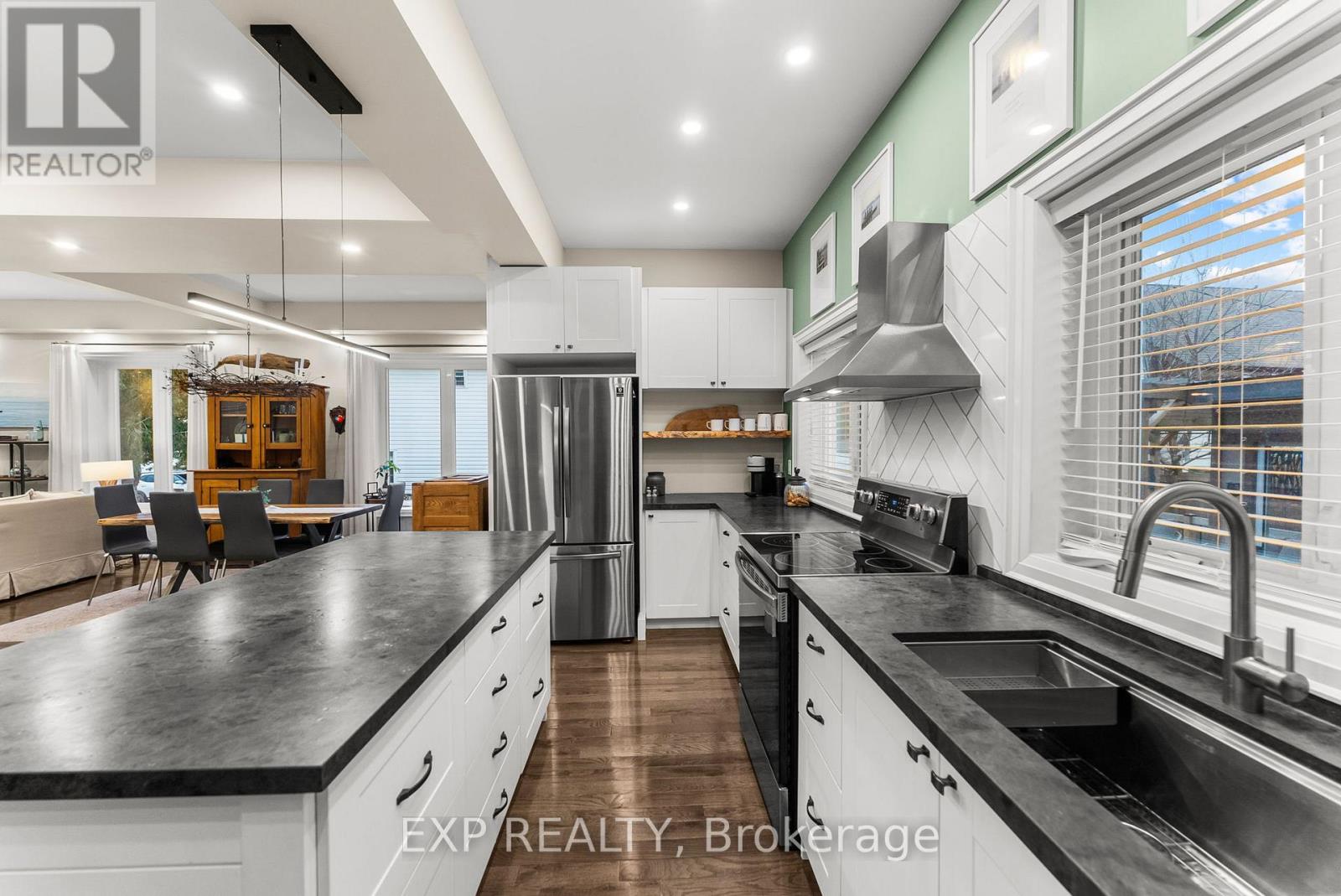 12 Frankfort Grove, Georgina, Ontario  L0E 1L0 - Photo 14 - N12963036