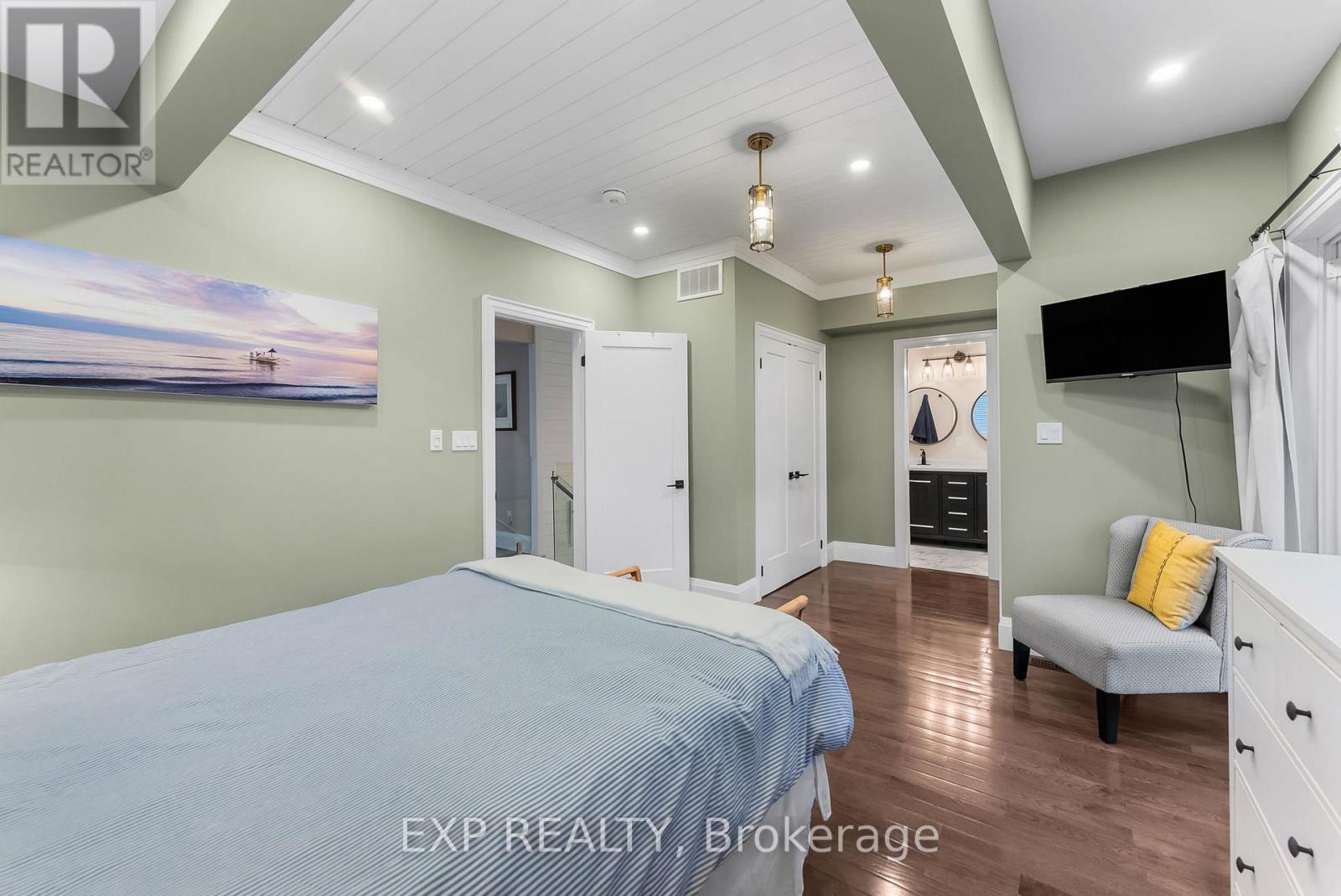 12 Frankfort Grove, Georgina, Ontario  L0E 1L0 - Photo 20 - N12963036