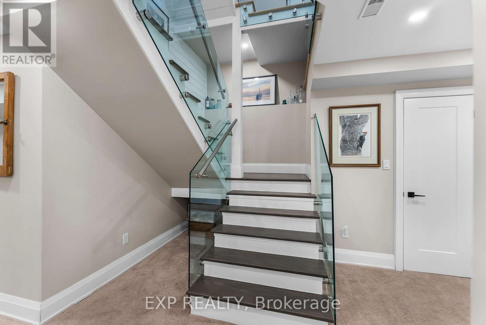 12 Frankfort Grove, Georgina, Ontario  L0E 1L0 - Photo 30 - N12963036