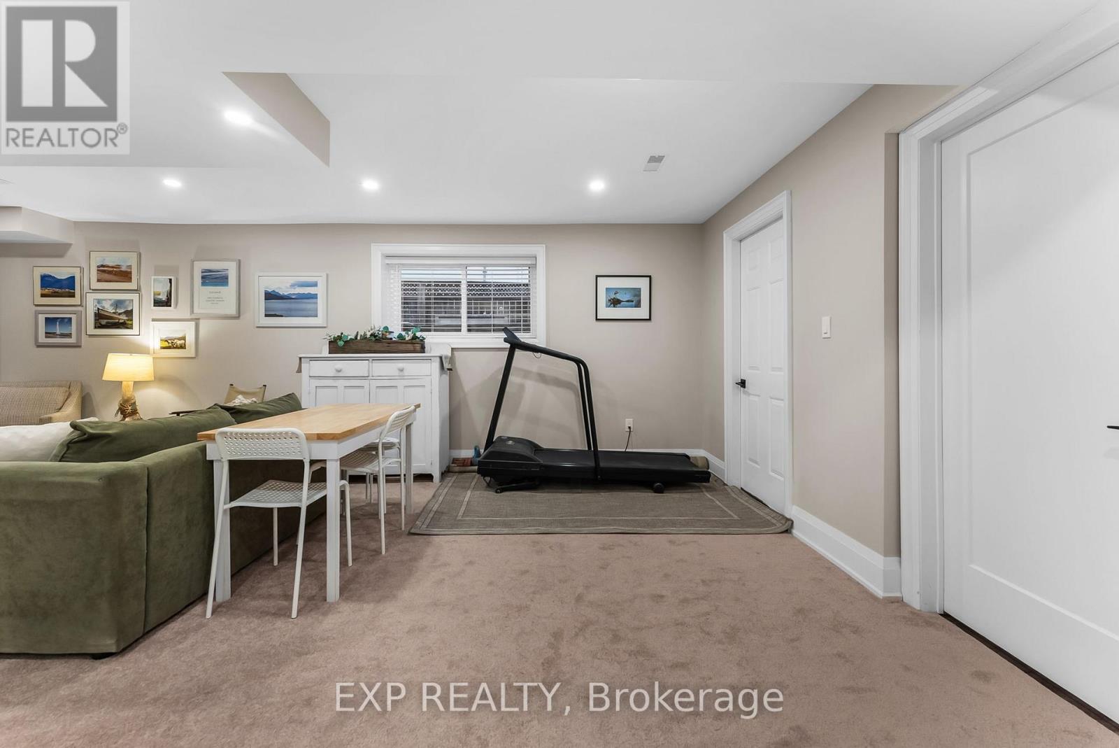 12 Frankfort Grove, Georgina, Ontario  L0E 1L0 - Photo 33 - N12963036