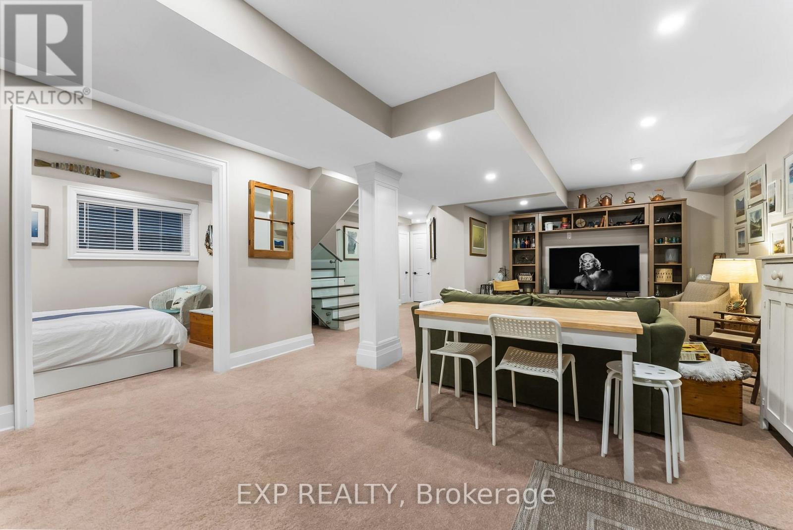 12 Frankfort Grove, Georgina, Ontario  L0E 1L0 - Photo 34 - N12963036