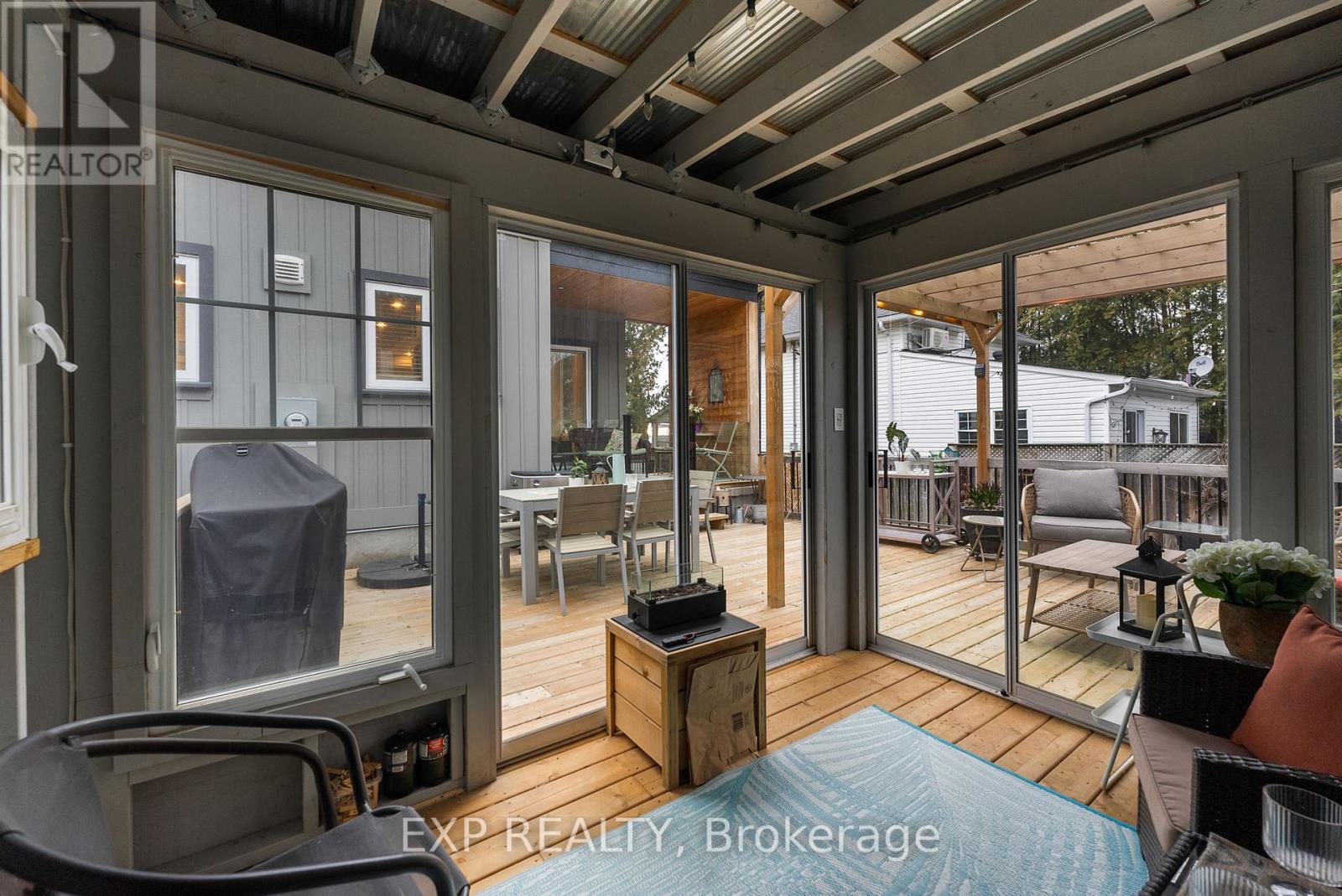 12 Frankfort Grove, Georgina, Ontario  L0E 1L0 - Photo 44 - N12963036