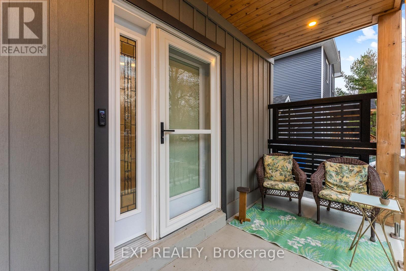 12 Frankfort Grove, Georgina, Ontario  L0E 1L0 - Photo 6 - N12963036