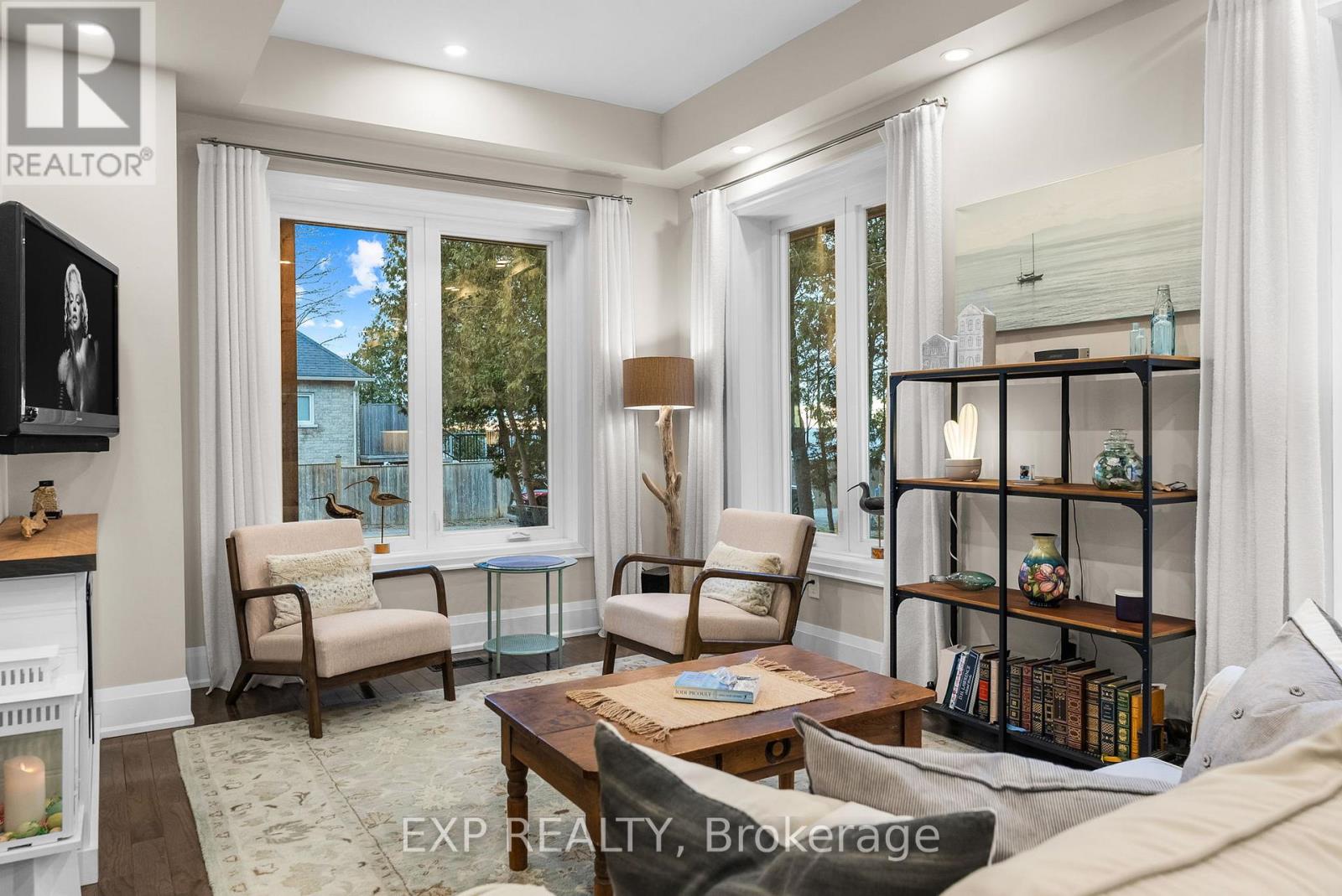 12 Frankfort Grove, Georgina, Ontario  L0E 1L0 - Photo 8 - N12963036