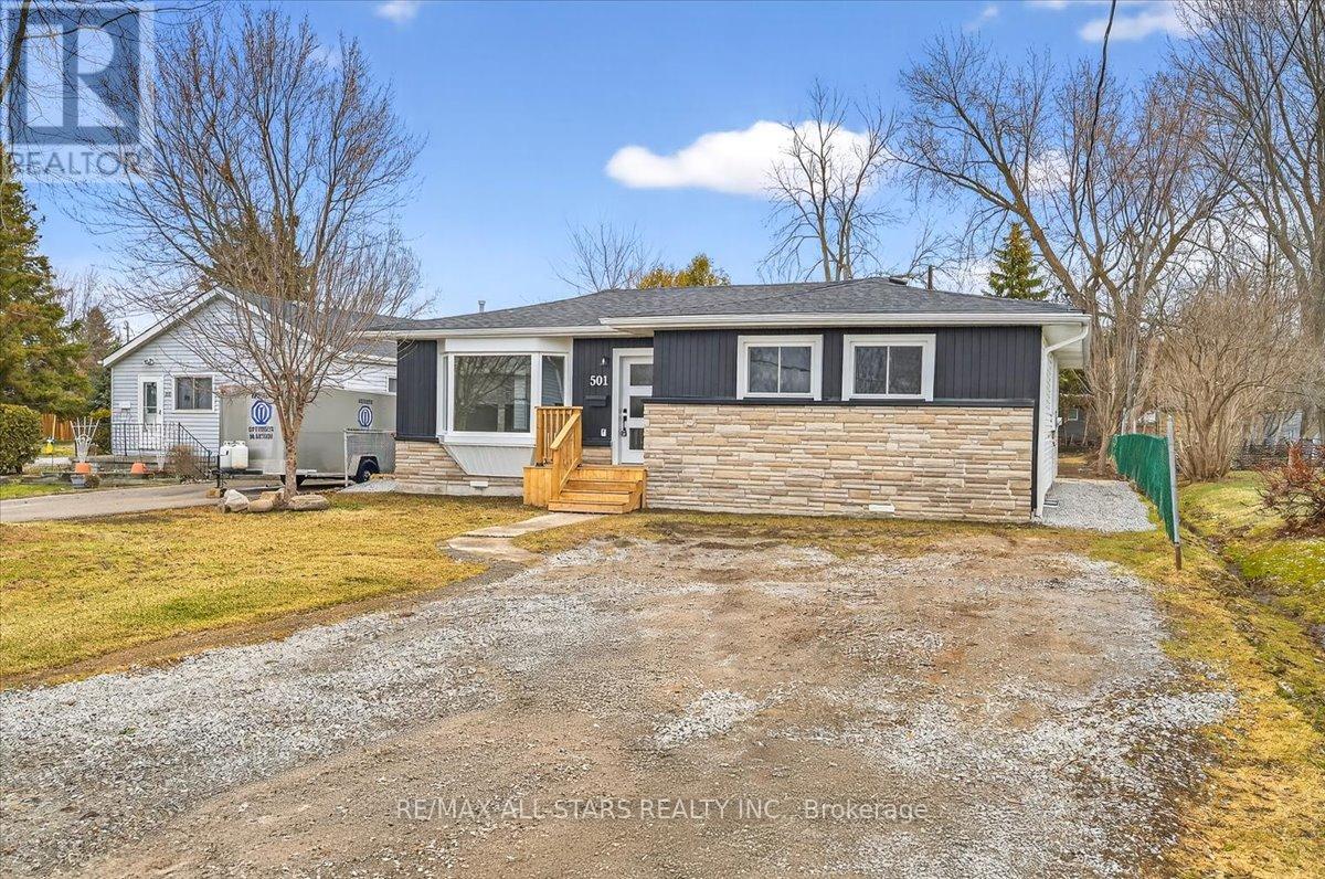 501 Lake Drive S, Georgina, Ontario  L4P 1R8 - Photo 2 - N12963062