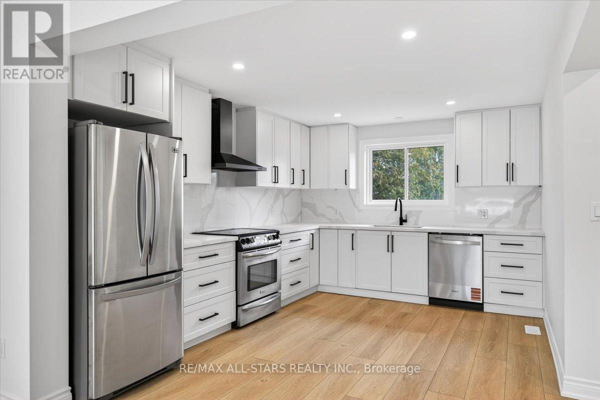 501 Lake Drive S, Georgina, Ontario  L4P 1R8 - Photo 27 - N12963062