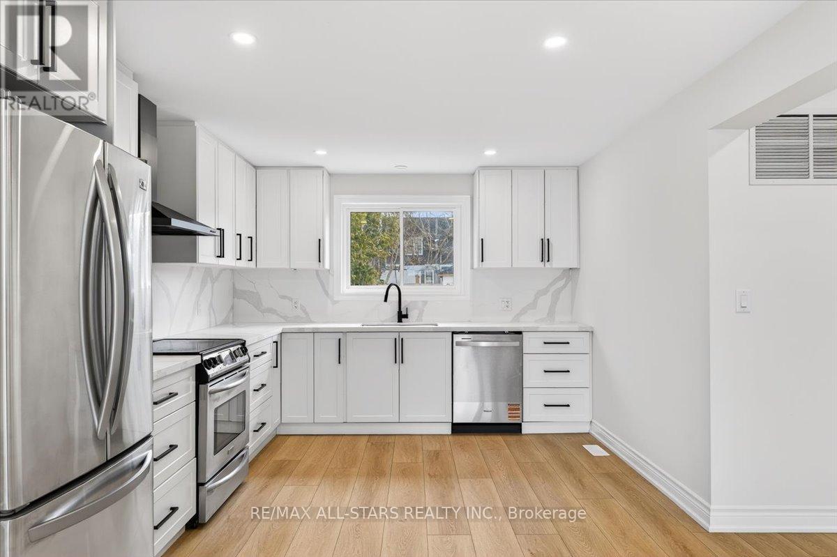 501 Lake Drive S, Georgina, Ontario  L4P 1R8 - Photo 28 - N12963062