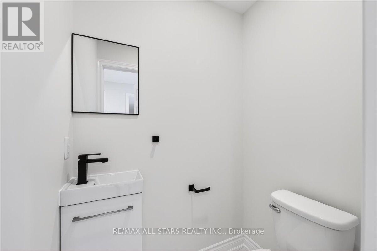 501 Lake Drive S, Georgina, Ontario  L4P 1R8 - Photo 37 - N12963062