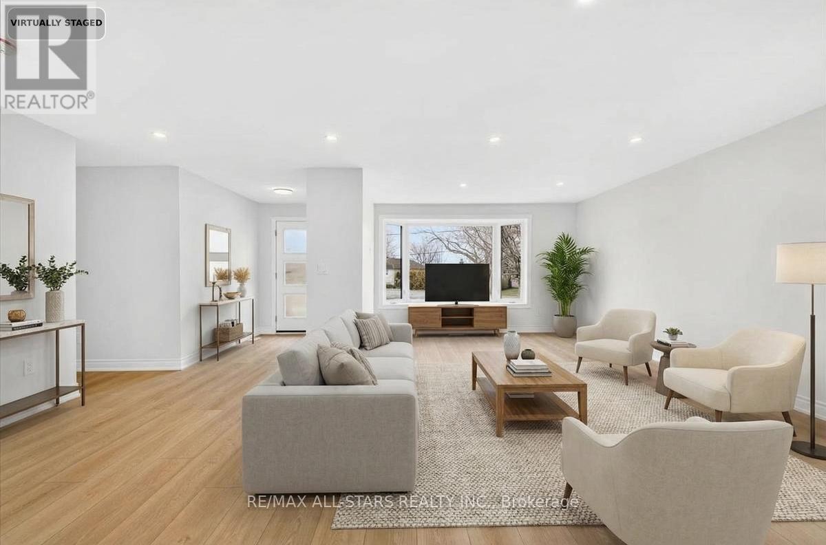 501 Lake Drive S, Georgina, Ontario  L4P 1R8 - Photo 5 - N12963062