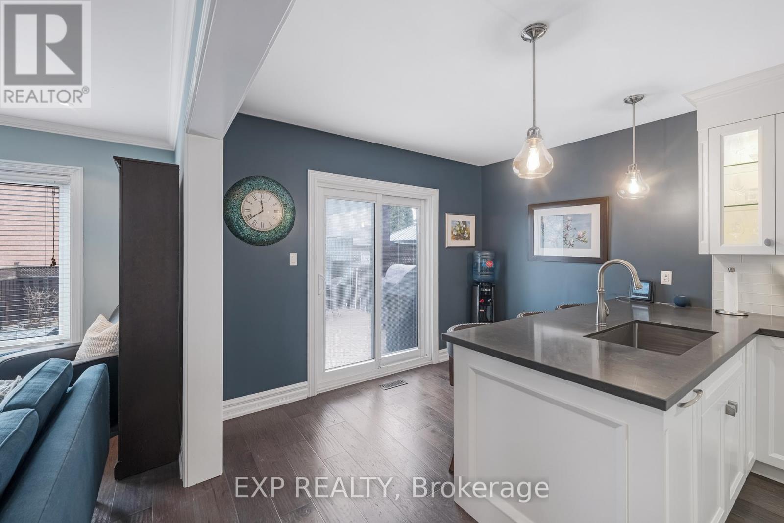 138 Princeton Gate, Vaughan, Ontario  L6A 2S7 - Photo 12 - N12963126