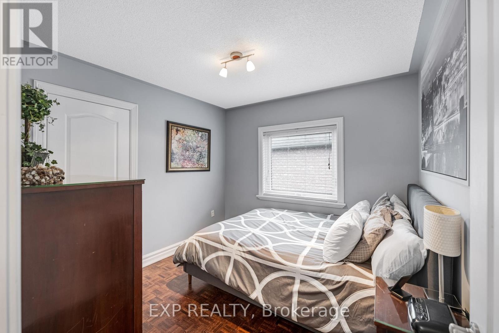 138 Princeton Gate, Vaughan, Ontario  L6A 2S7 - Photo 27 - N12963126