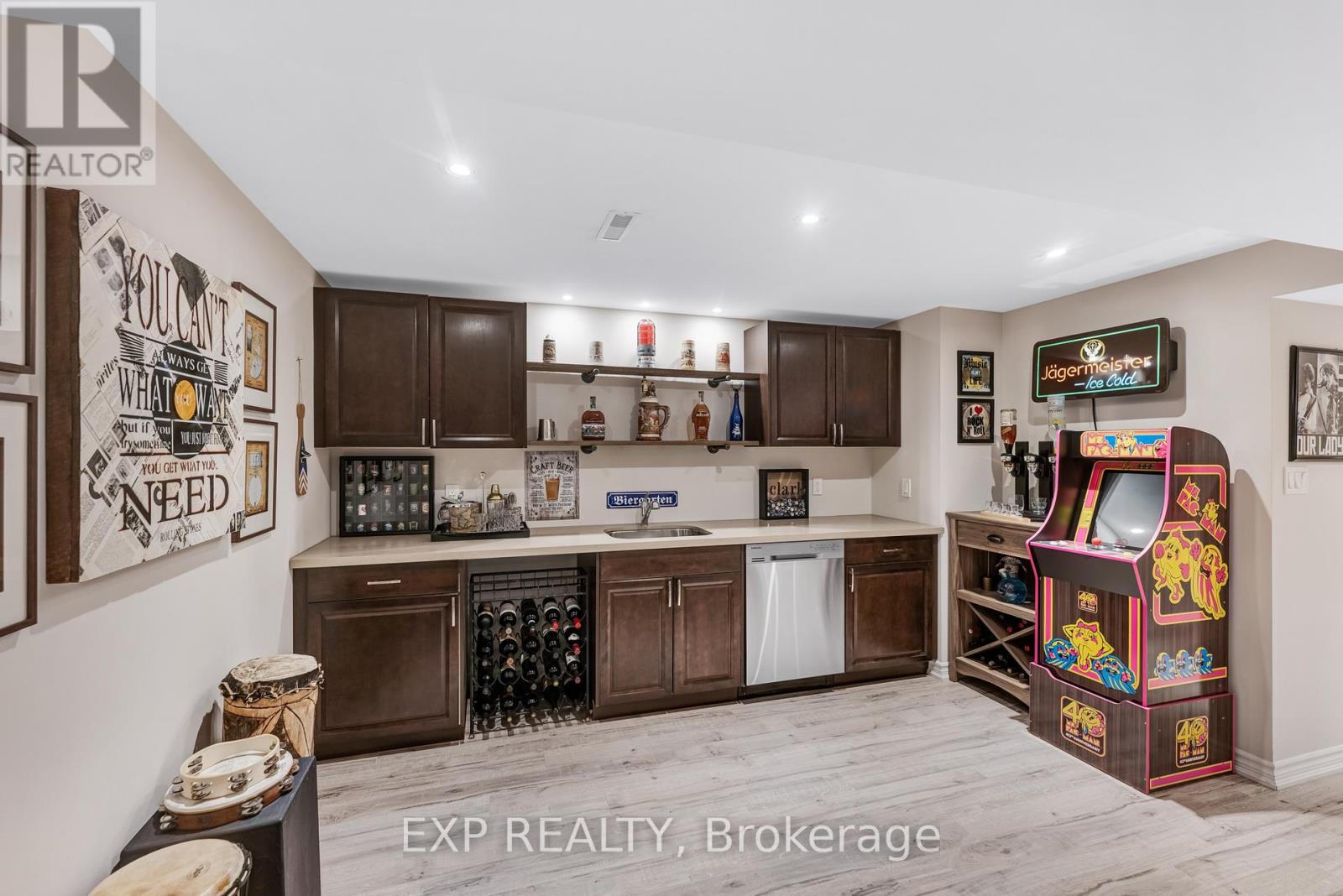 138 Princeton Gate, Vaughan, Ontario  L6A 2S7 - Photo 32 - N12963126