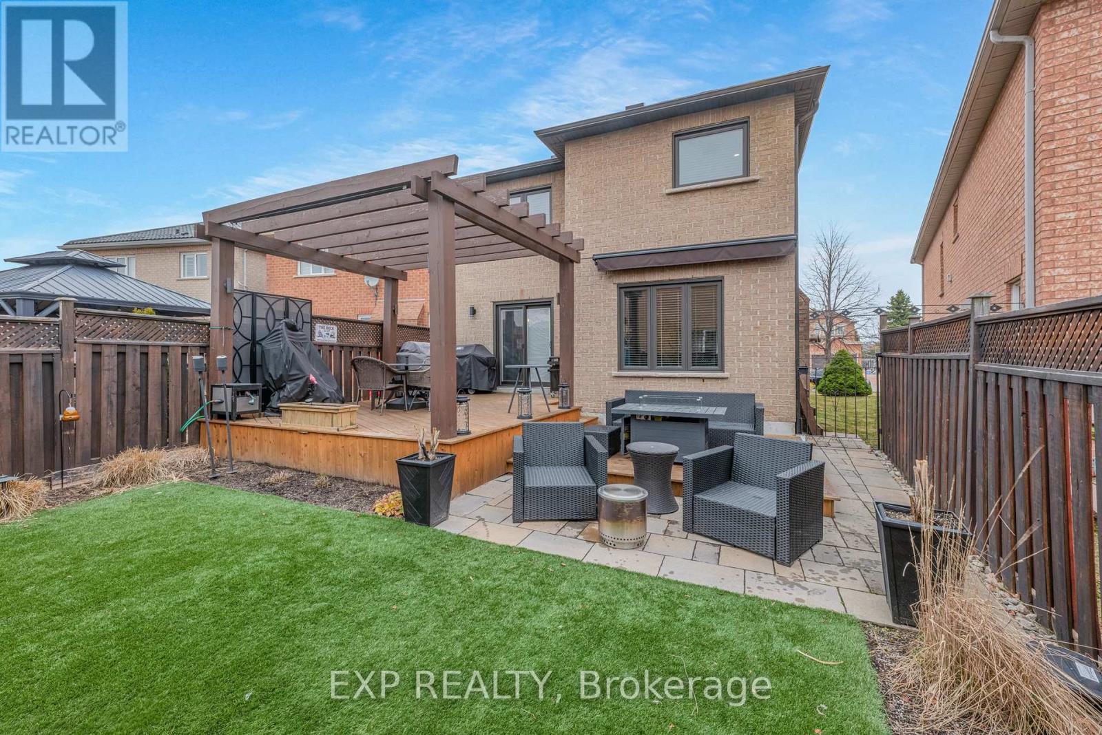 138 Princeton Gate, Vaughan, Ontario  L6A 2S7 - Photo 44 - N12963126