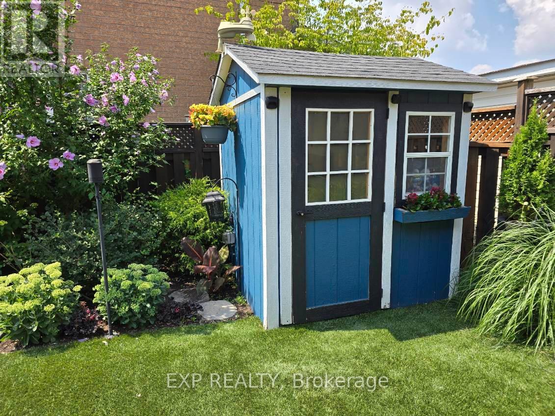 138 Princeton Gate, Vaughan, Ontario  L6A 2S7 - Photo 46 - N12963126