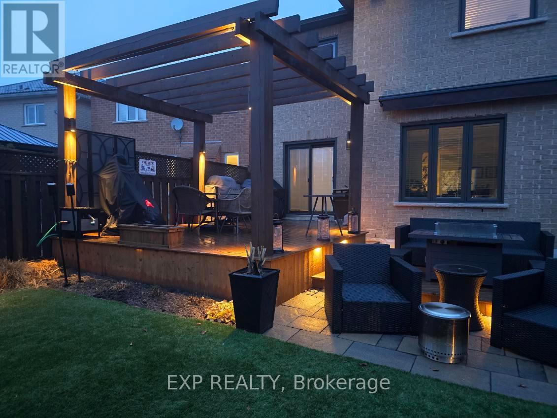 138 Princeton Gate, Vaughan, Ontario  L6A 2S7 - Photo 49 - N12963126