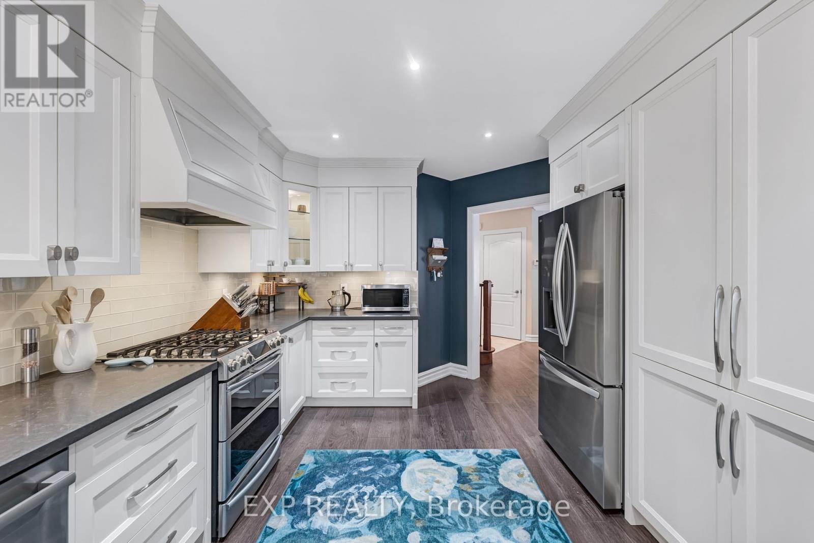 138 Princeton Gate, Vaughan, Ontario  L6A 2S7 - Photo 7 - N12963126