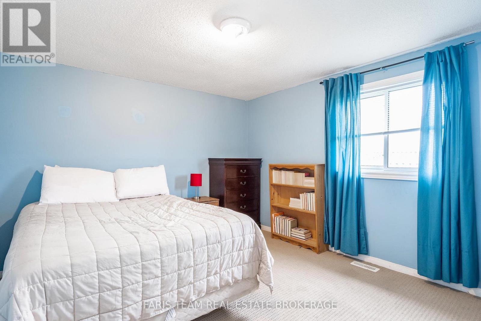 24 Laurie Crescent, Barrie (Wellington), Ontario  L4M 6C7 - Photo 19 - S12962994